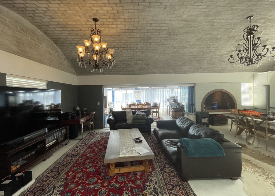 4 Bedroom Property for Sale in Paradise Beach Western Cape
